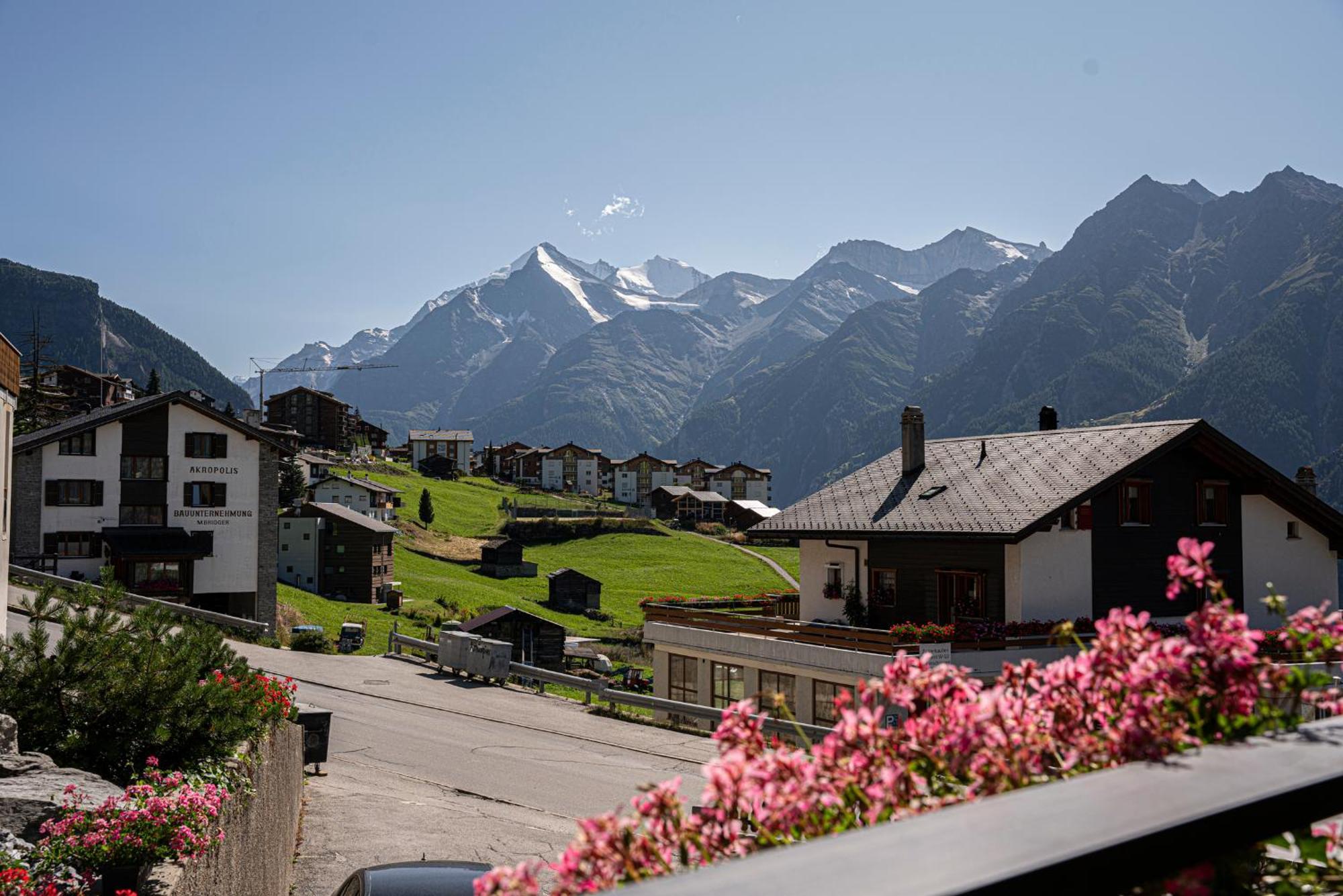 Alte Bock 2.0 Bed & Breakfast Grächen Dış mekan fotoğraf