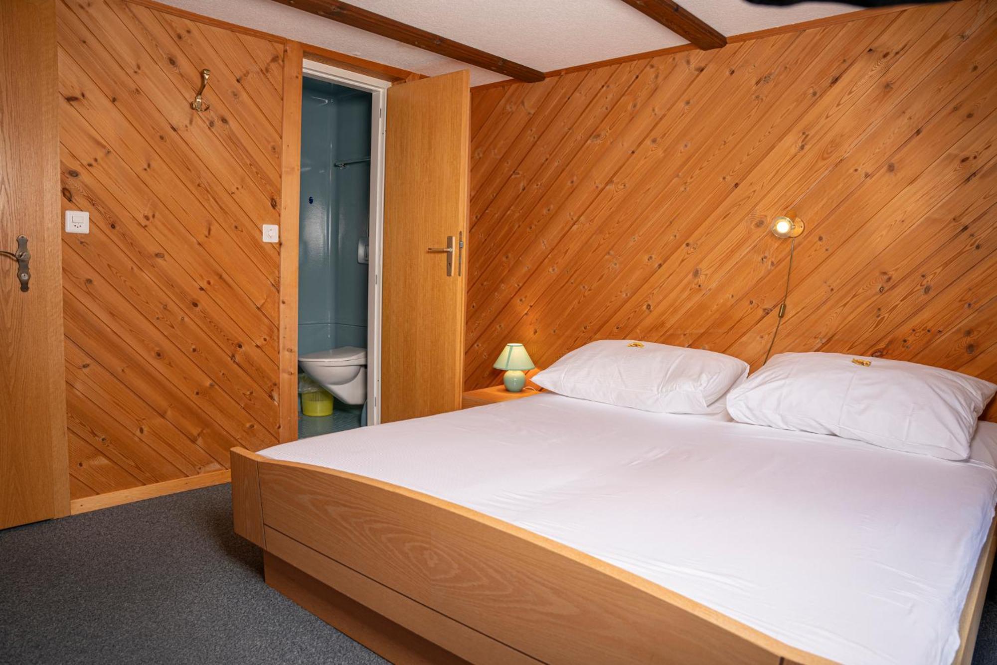 Alte Bock 2.0 Bed & Breakfast Grächen Dış mekan fotoğraf